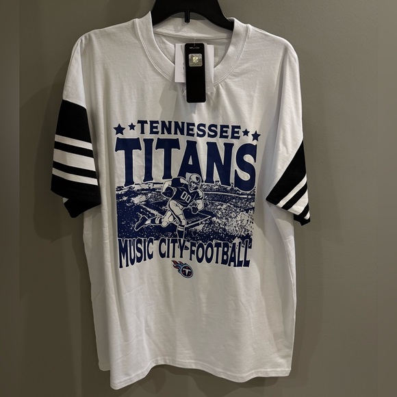 NWT Tennessee Titans Crowd Pleaser Vintage Stripe Raglan Tee - Picture 9 of 15